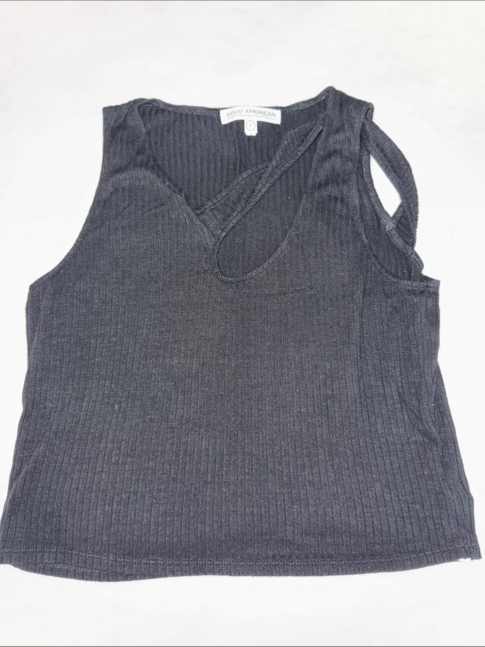 NWOT Good American Charcoal Ribbed V-Neck Tank with Shoulder Cutout